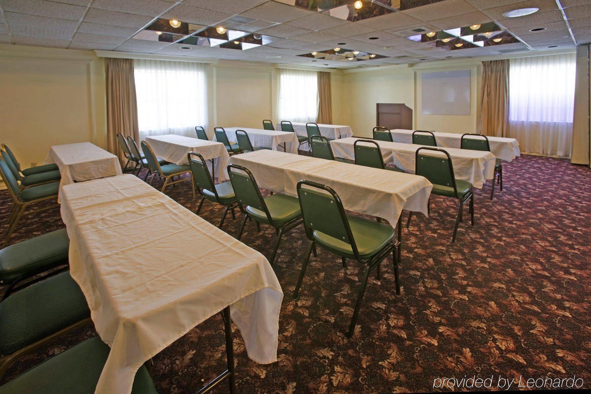 Americas Best Value Inn And Suites North Farmers Branch Facilități foto
